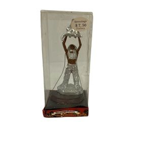 Vintage 1990 Native American Fine Good Hunting figurine Statue 1990 Buffalo